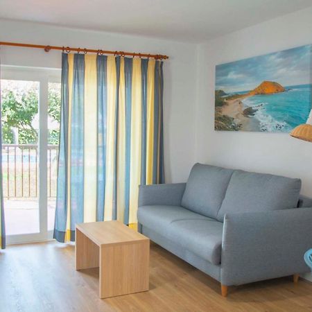 Sol Y Mar Aparthotel Cala'N Blanes  Exterior photo