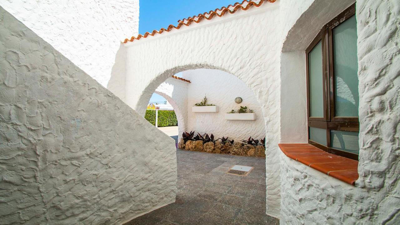 Sol Y Mar Aparthotel Cala'N Blanes  Exterior photo