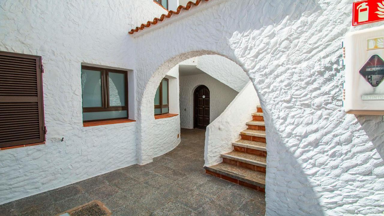 Sol Y Mar Aparthotel Cala'N Blanes  Exterior photo