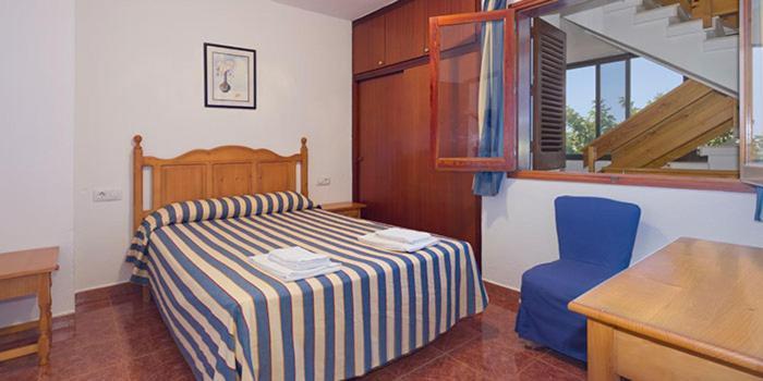 Sol Y Mar Aparthotel Cala'N Blanes  Exterior photo