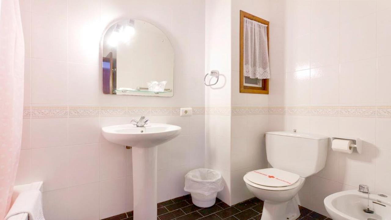Sol Y Mar Aparthotel Cala'N Blanes  Exterior photo